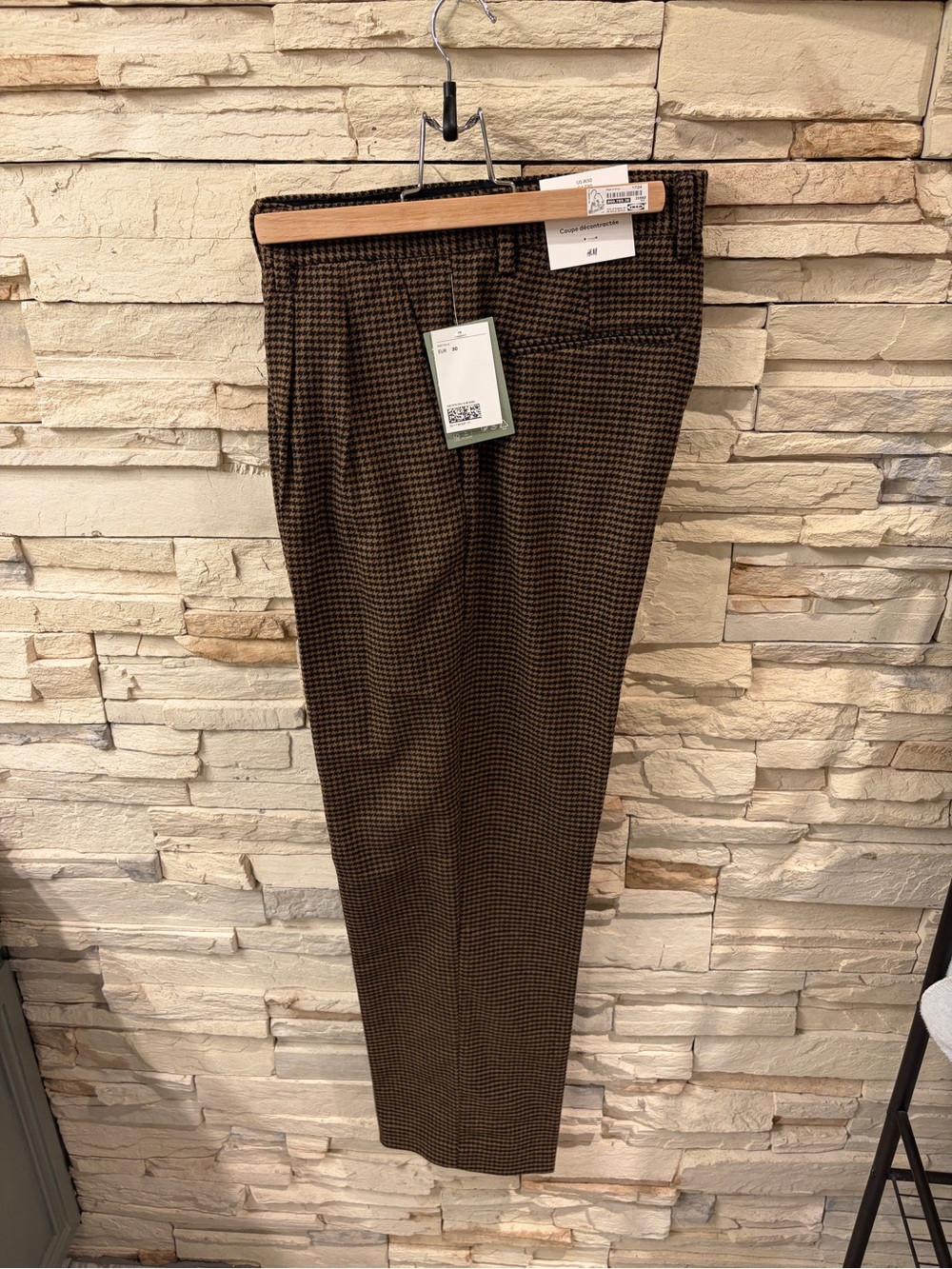 H&M Men's Brown Houndstooth Dress Pants